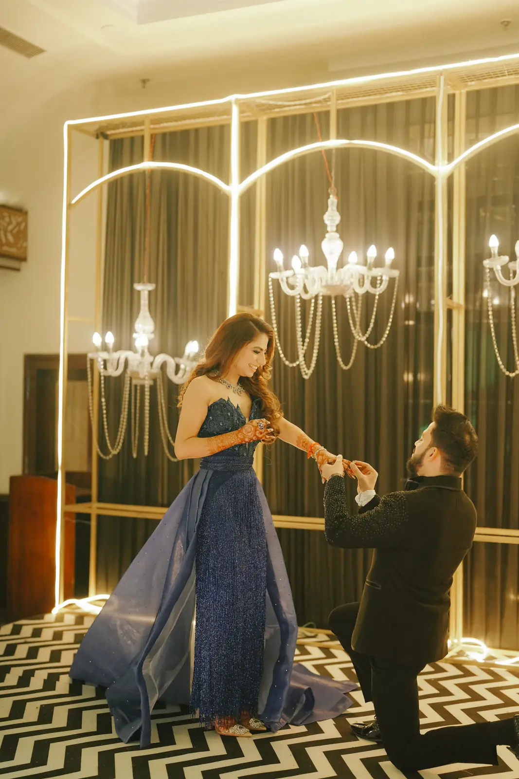 Engagement photoshoot couple posing in a scenic outdoor location