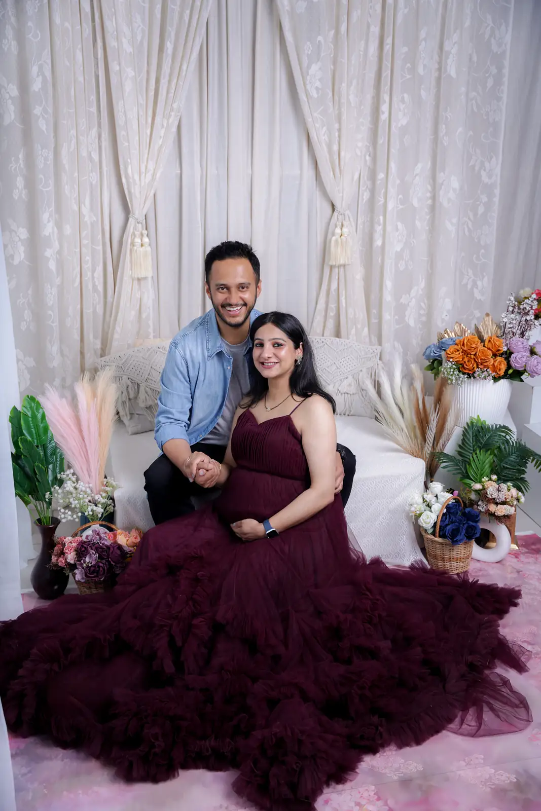 Elegant Maternity Portraits